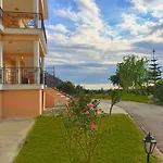 Sunshine Apartament Karavádhos