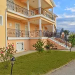 Apartament Sunshine Karavádhos