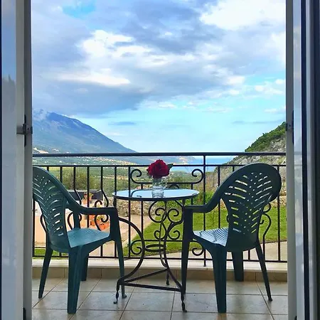 Sunshine Apartment *