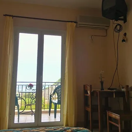 Sunshine Karavádhos